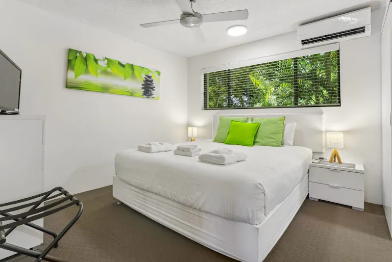 HDHotelAustralienQLDNoosaRiver RetreatSuperior Beispiel Schlafzimmer