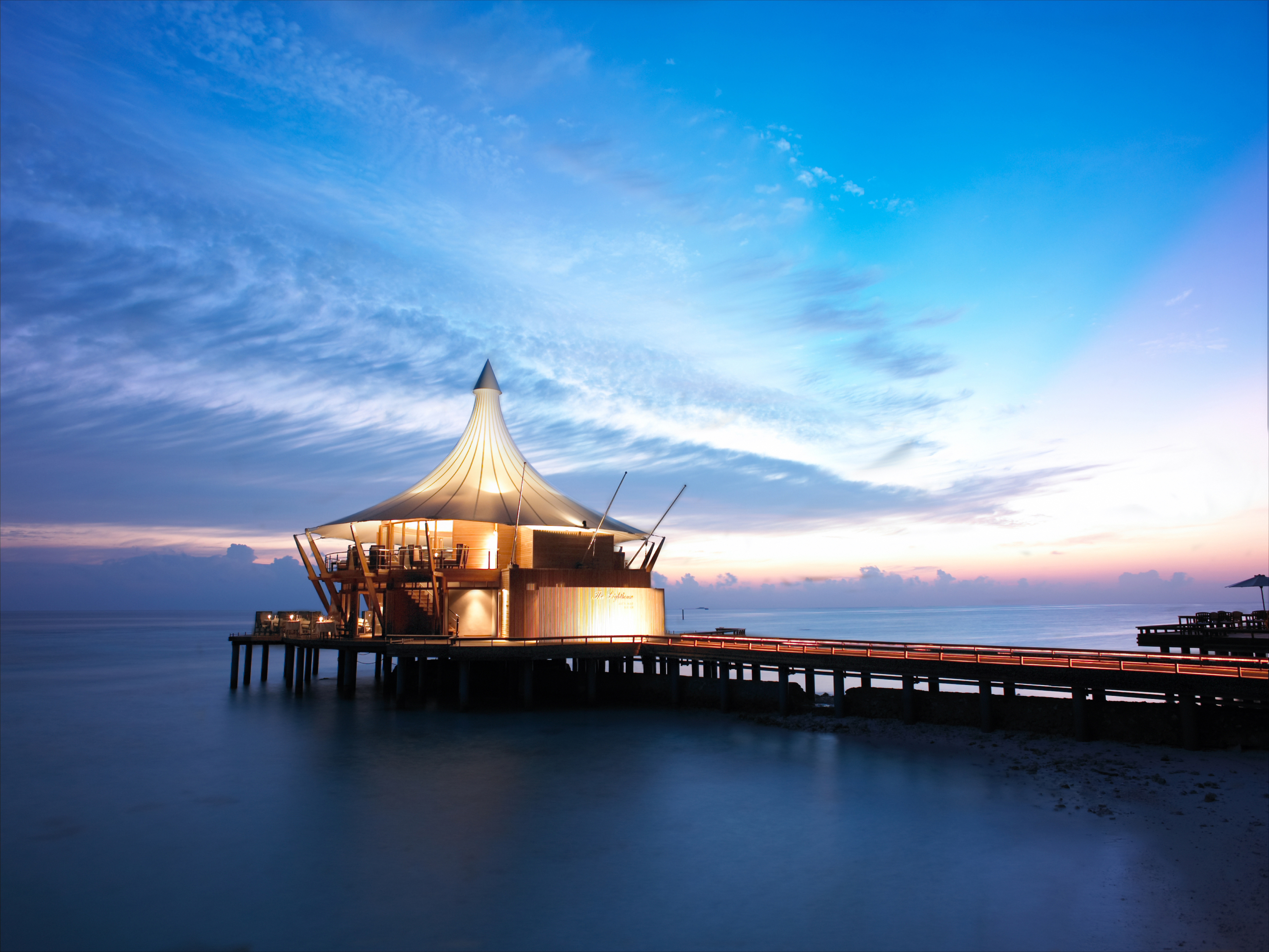 HDHotelMaledivenBaros MaldivesThe Lighthouse Restaurant and Lounge