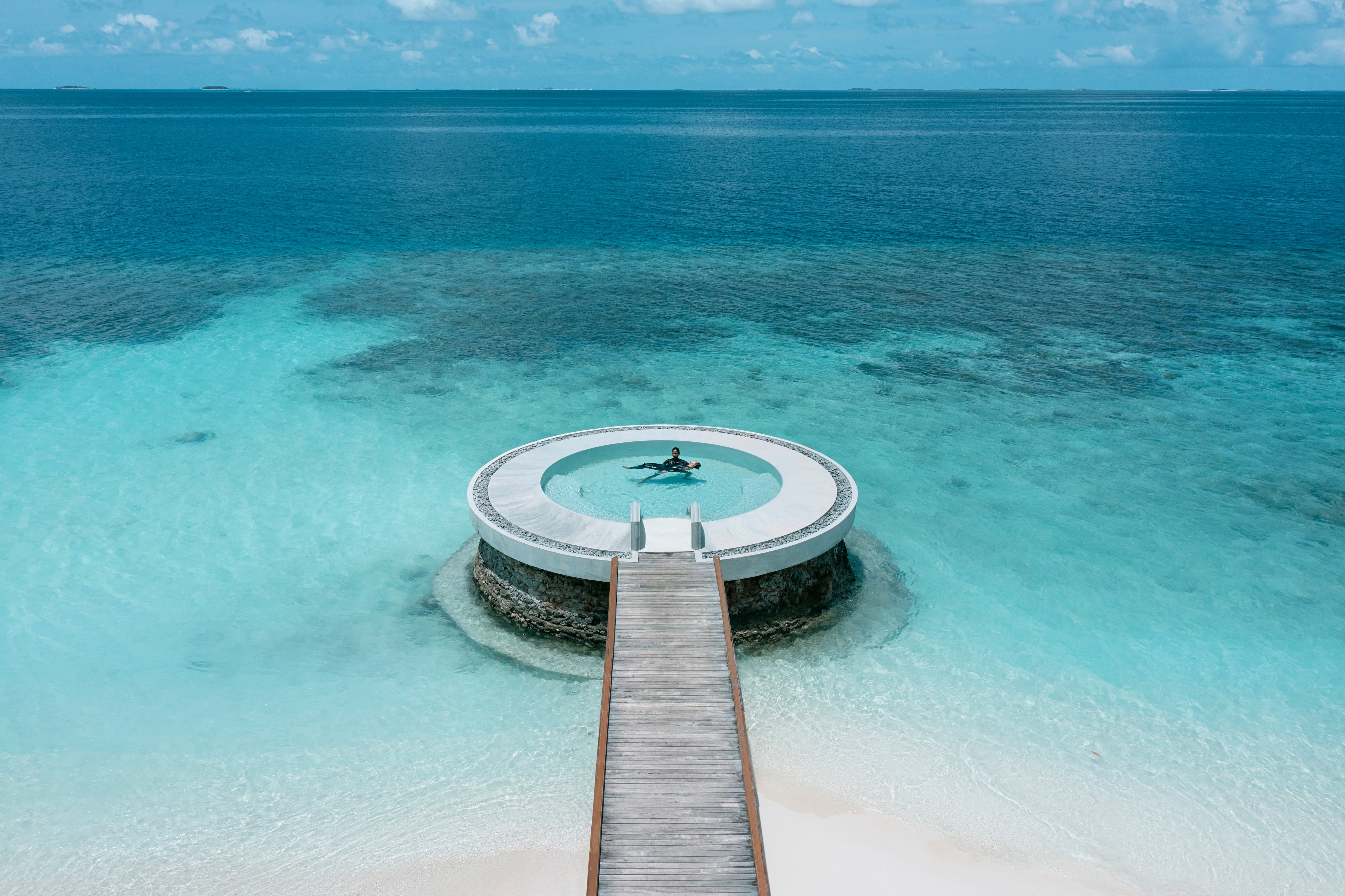 HDHotelMaledivenHuvafen Fushi Floating Therapy in Paradise