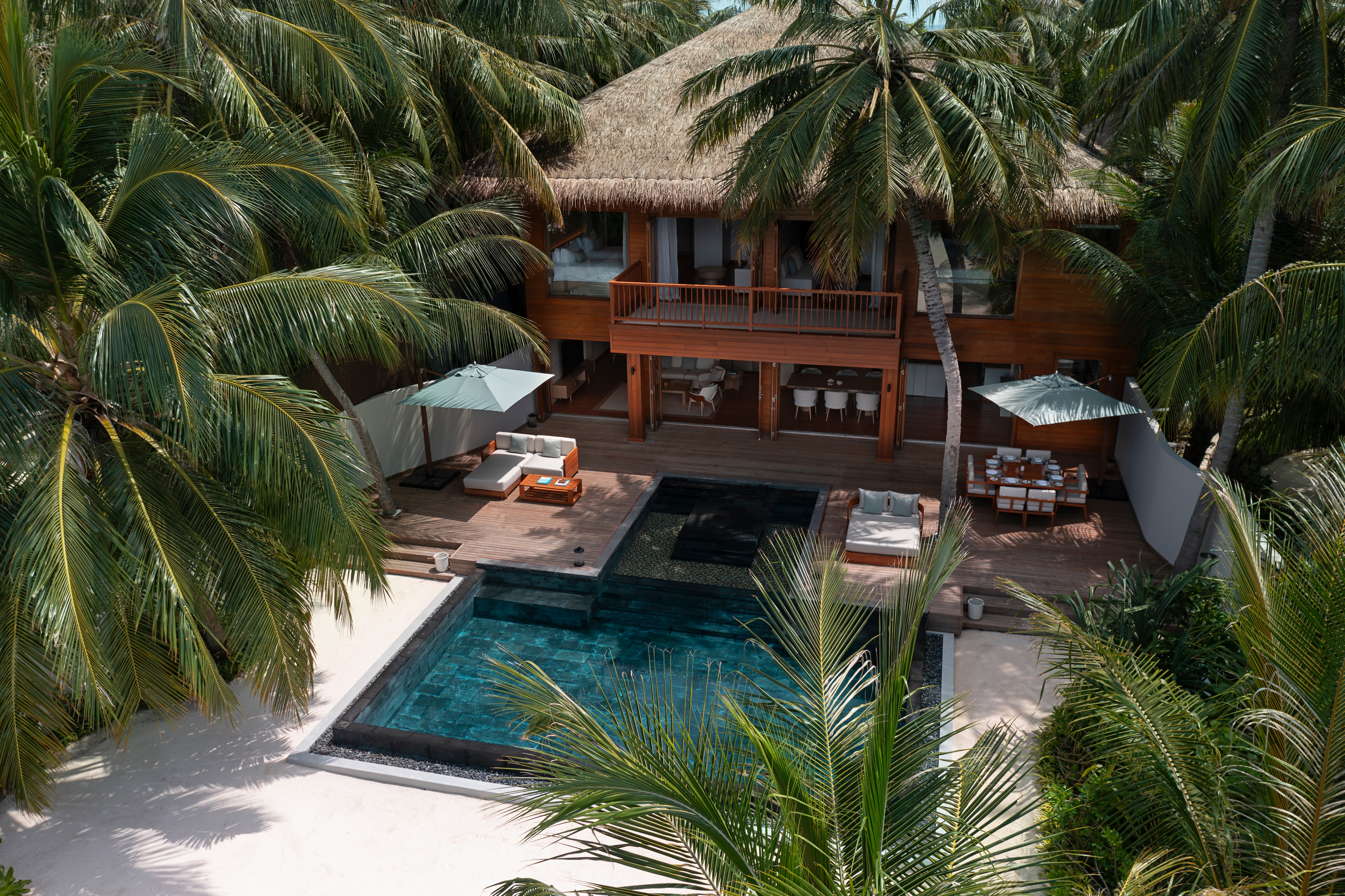 HDHotelMaledivenHuvafen Fushi Tropical Luxury Beach House with Private Para
