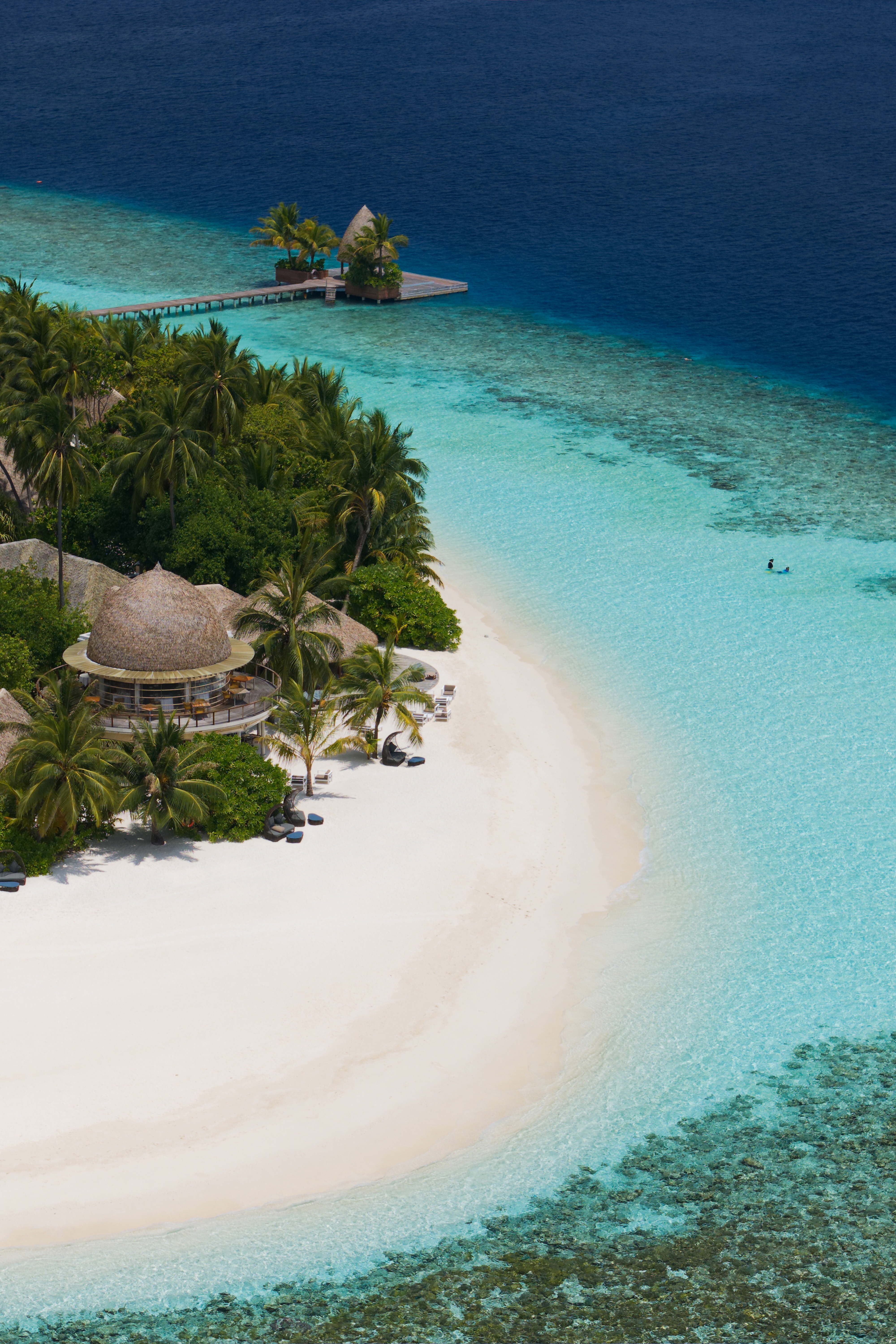 HDHotelMaledivenKandolhu MaldivesScenic Island Aerials 5