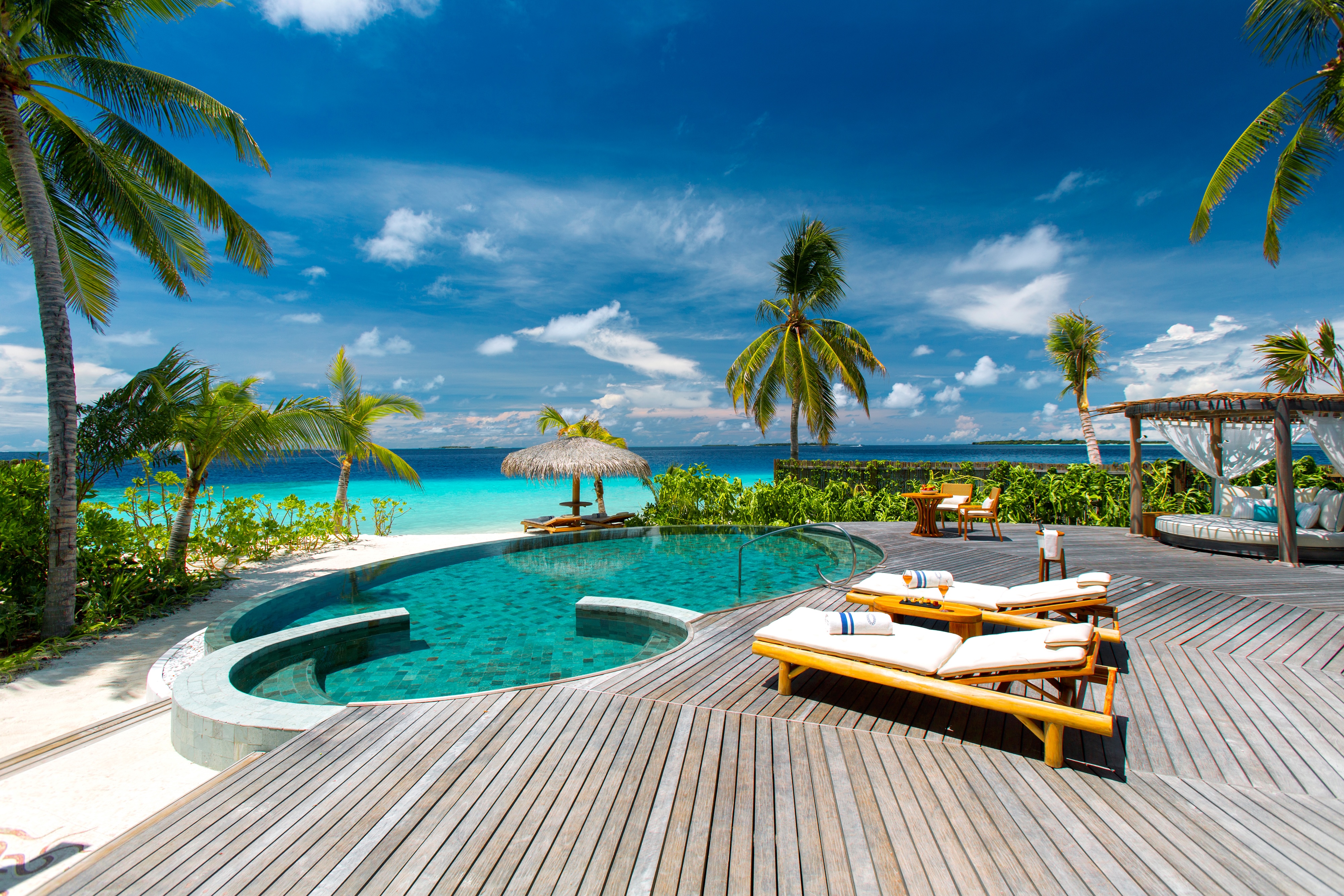 HDHotelMaledivenMilaidhoo MaldivesA Tropical Paradise of Luxurious Serenity