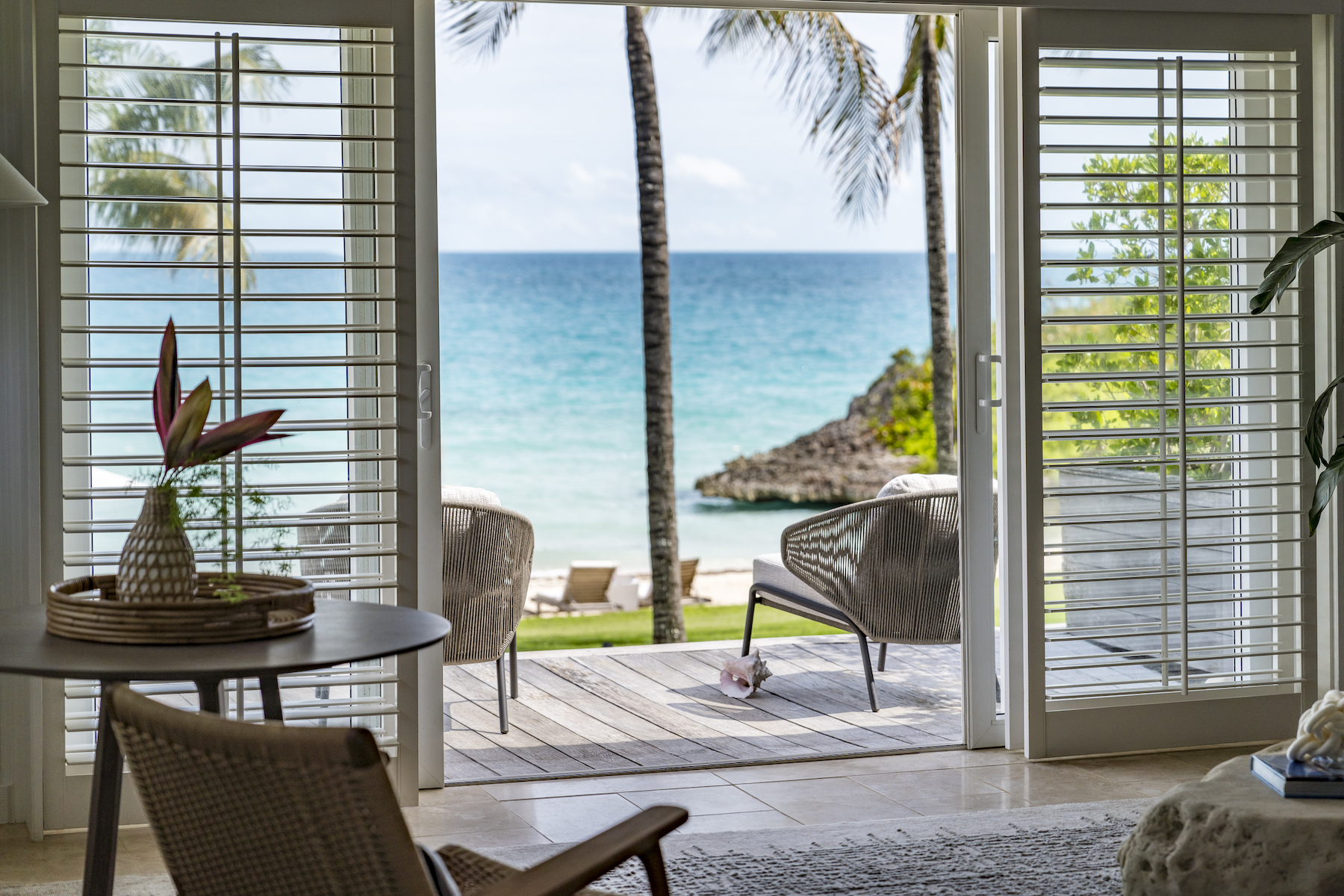 HDHotelBahamasEleutheraThe CoveGrand Oceanfront Room