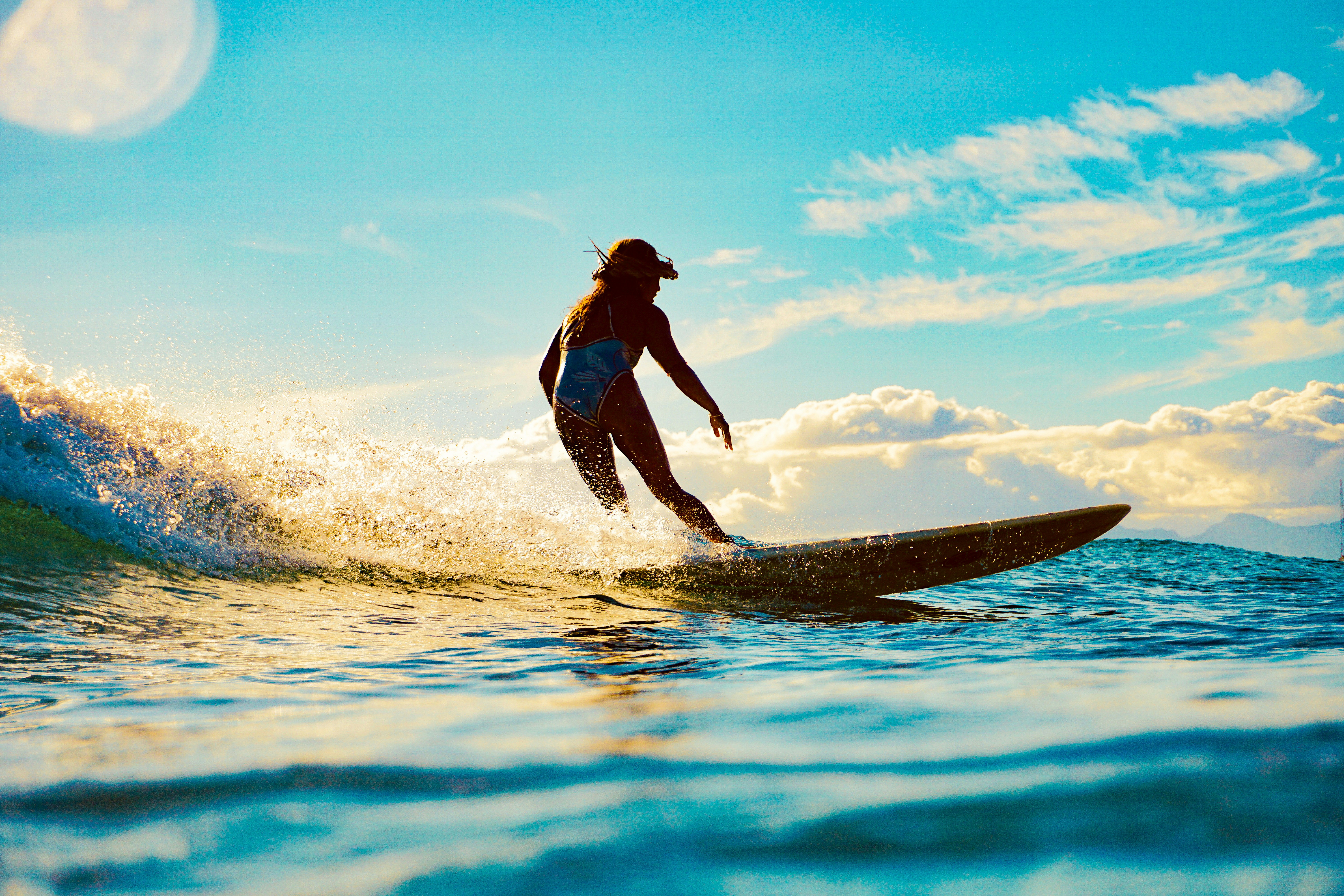 HDHawaiiHonoluluSurfer