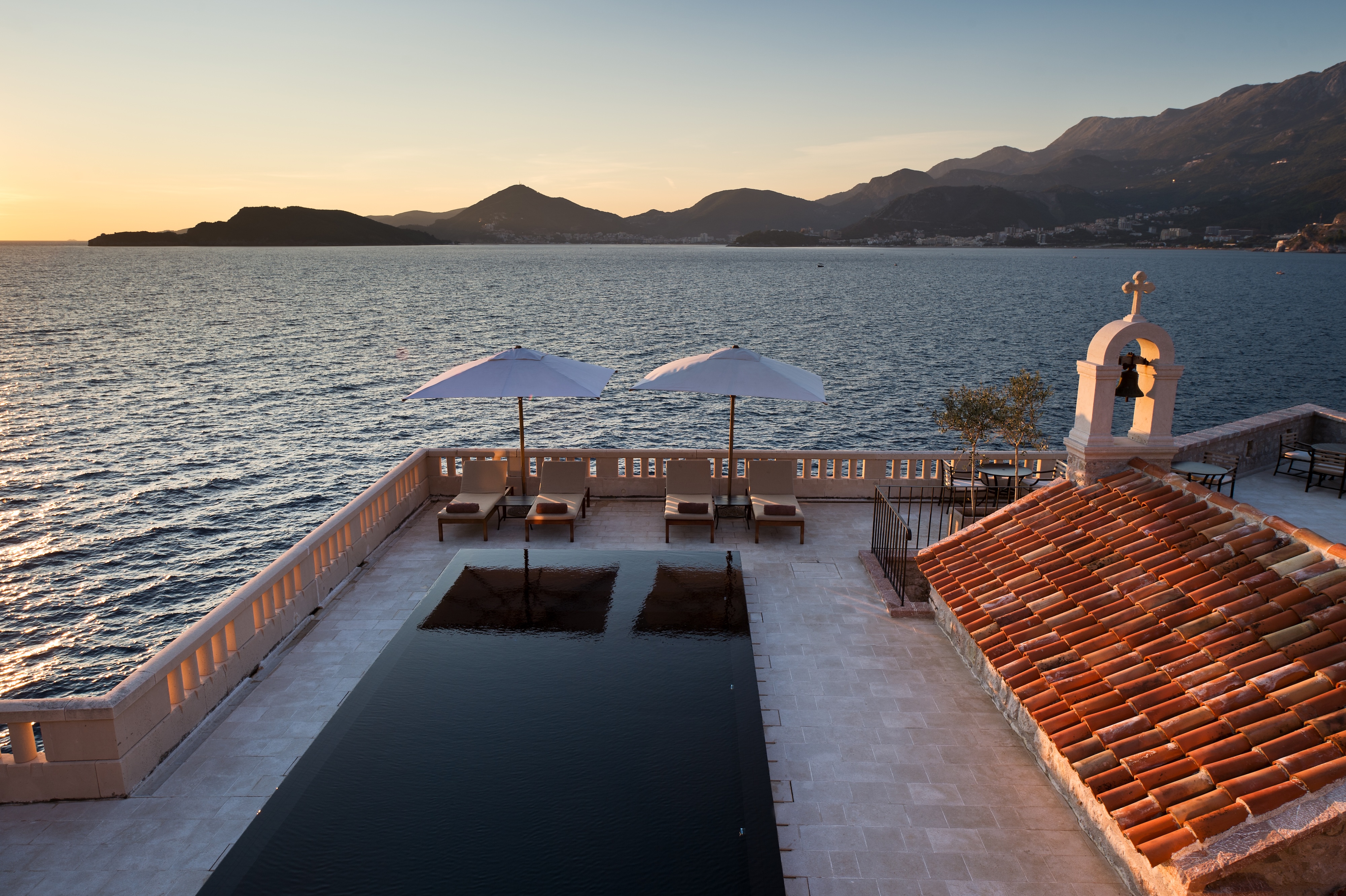 HDHotelMontenegroAman Sveti Stefan Signature Pool 2