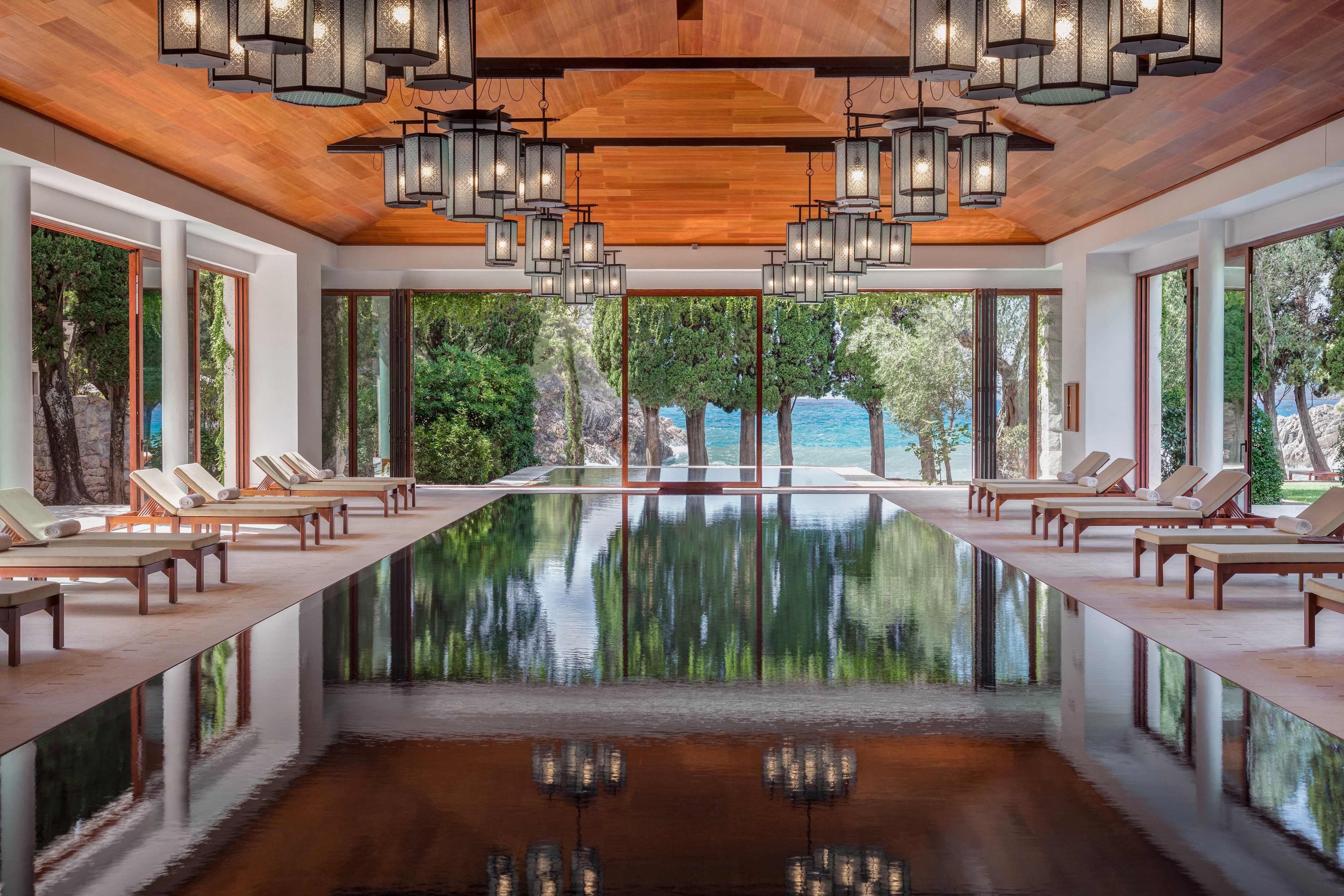 HDHotelMontenegroAman Sveti StefanSpa Pool
