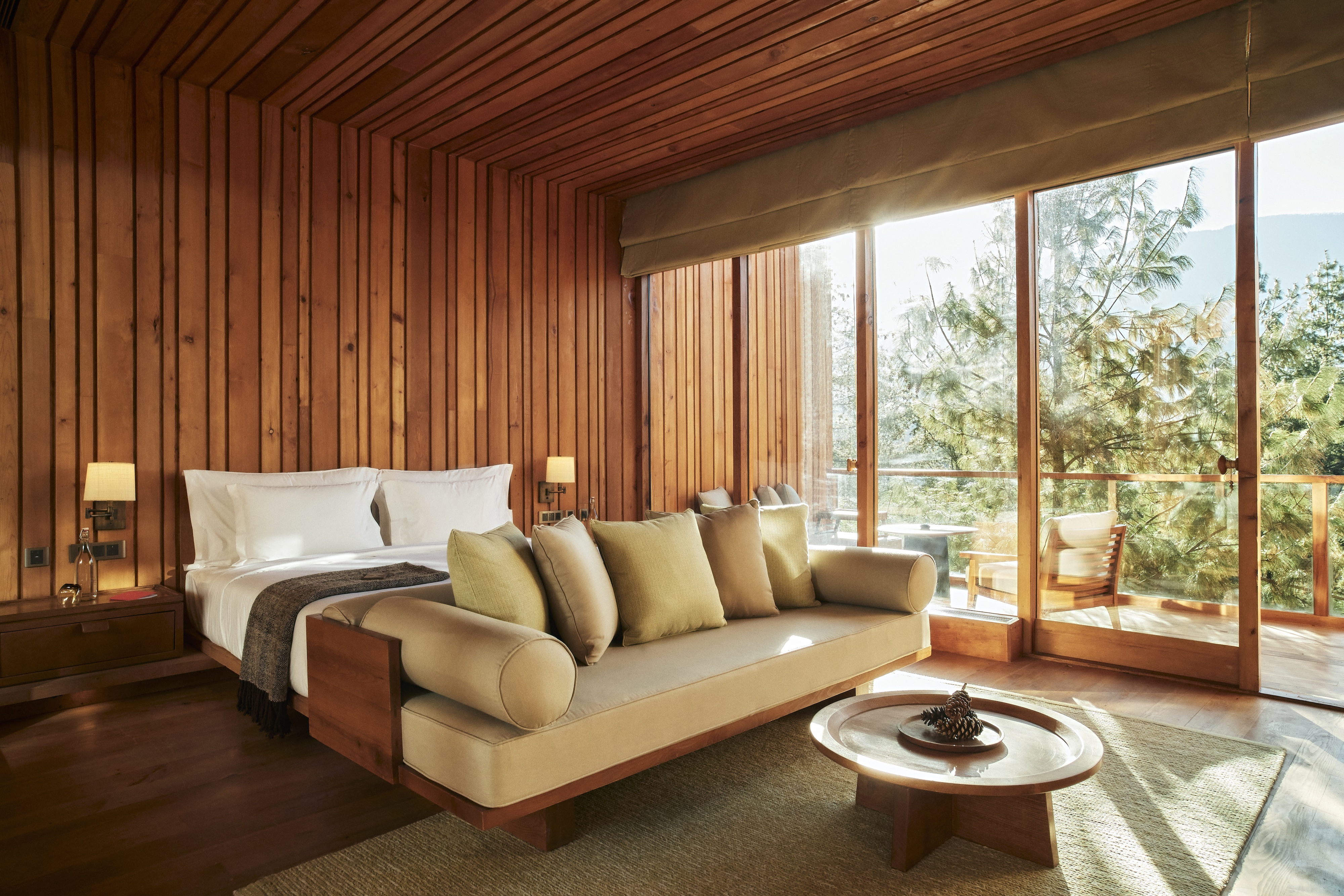HDHotelBhutanSix Senses BumthangLodge Suite Bedroom Bumthang 1