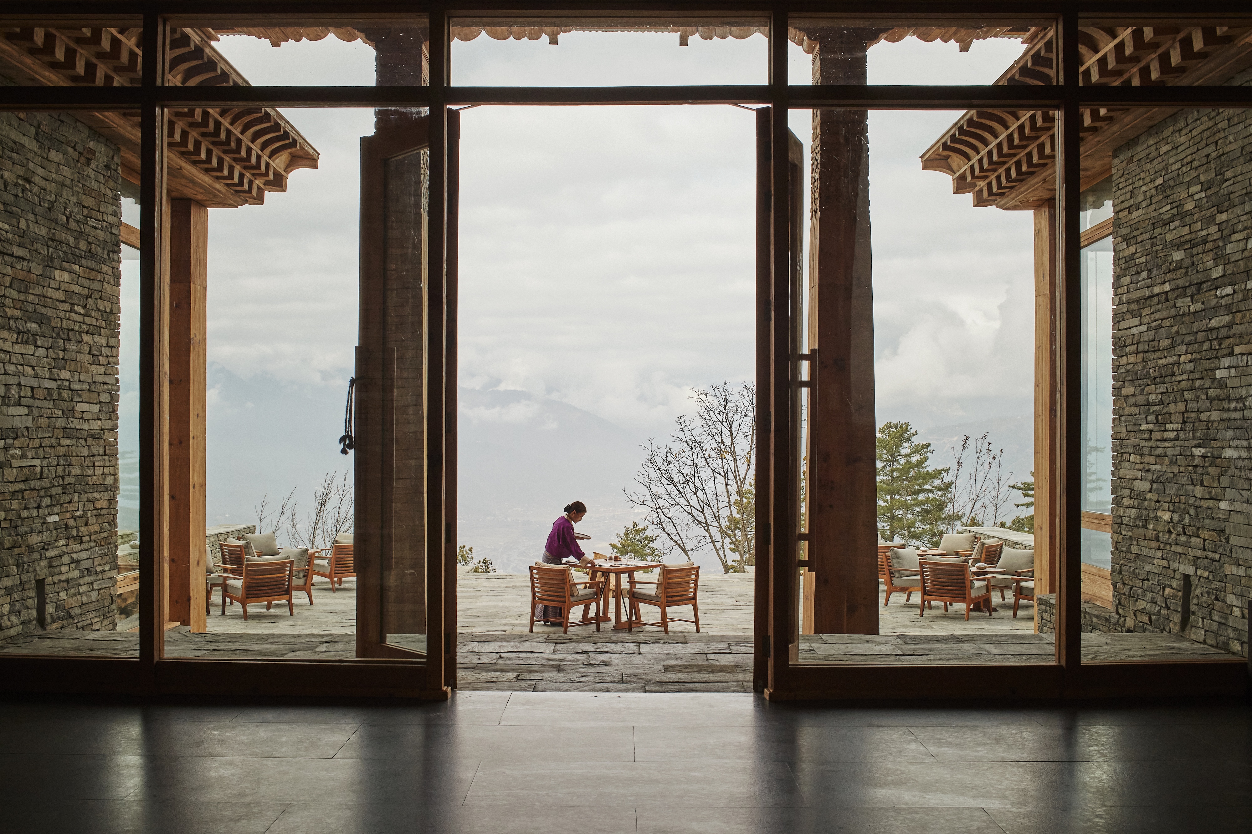 HDHotelBhutanSix Senses ParoParo Main Building Terrace