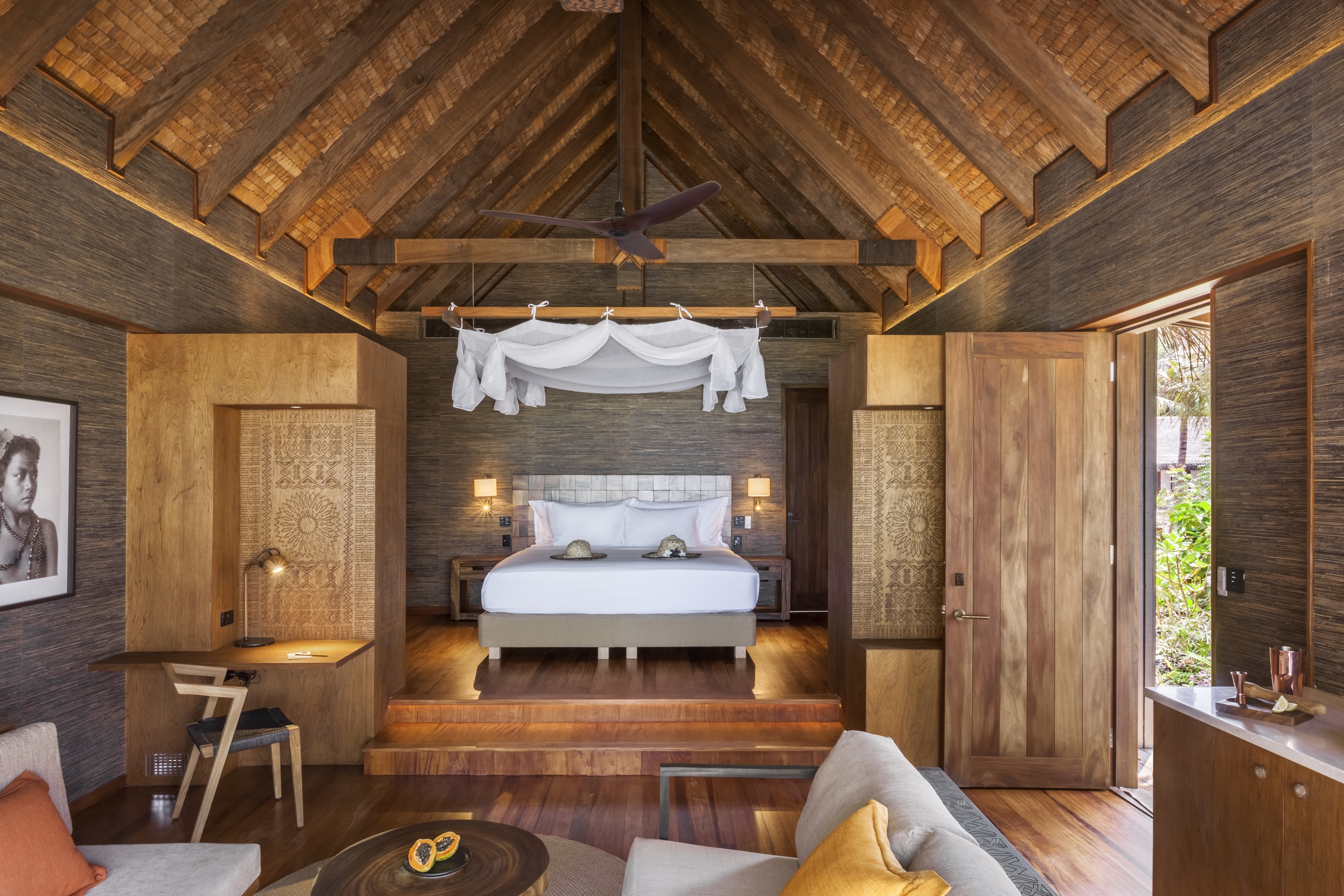 HDHotelFijiSix Senses FijiBeachfront Pool Villa bedroom