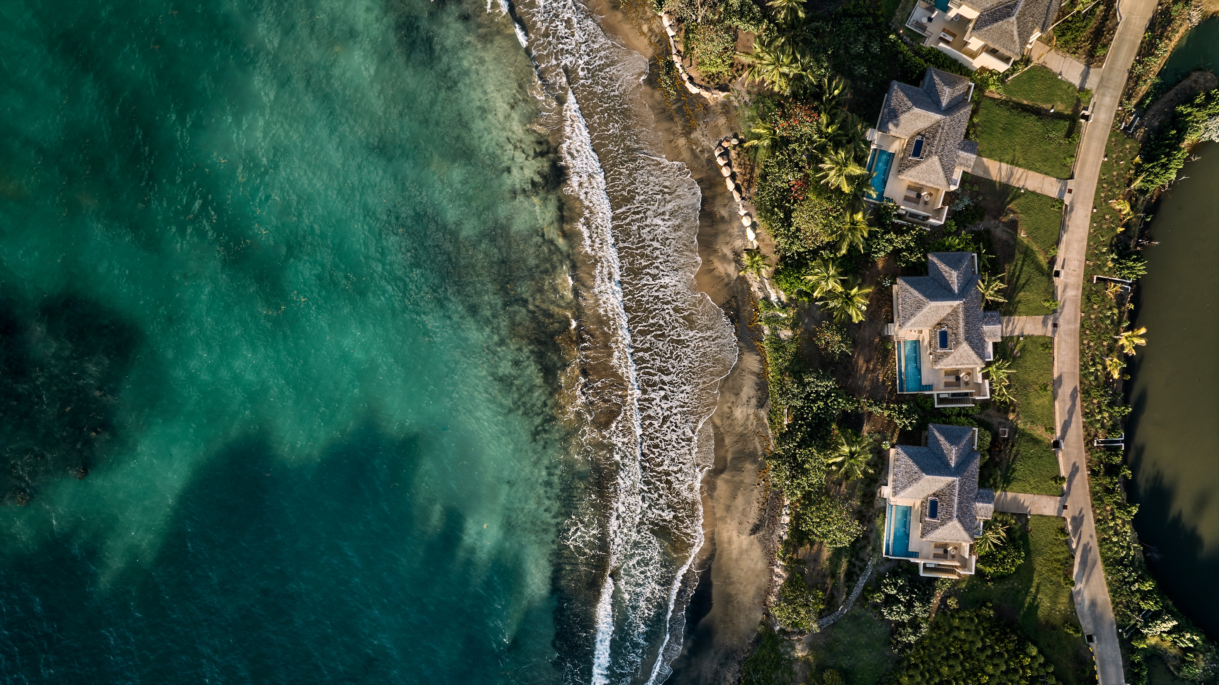 HDHotelGrenadaSix Senses La SagesseAerial view villas