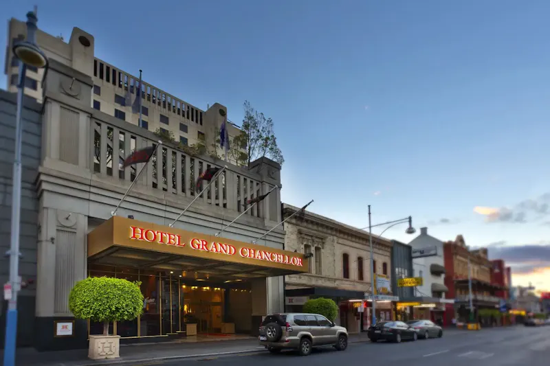 HotelAustralienHotel Grand Chancellor AdelaideAussen