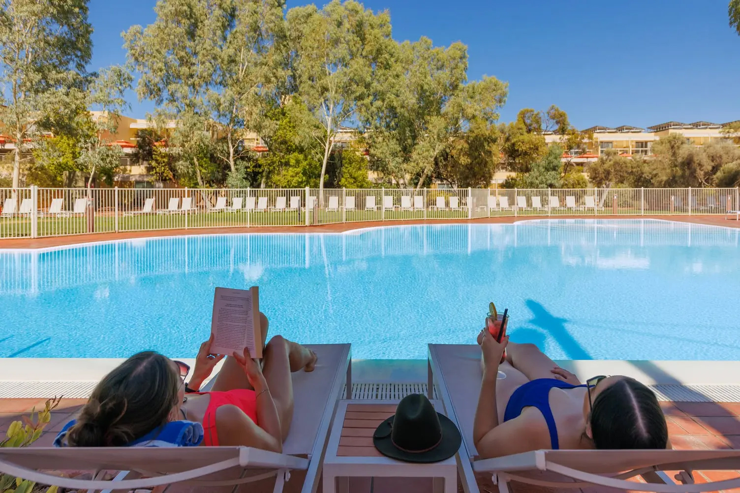 HotelAustralienVoyages Sails in the DesertPool