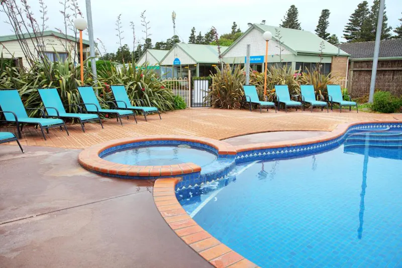 HotelAustralienDiscovery Parks WarrnamboolPool