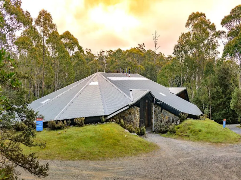 HotelAustralienDiscovery Resorts Cradle MountainAussen2