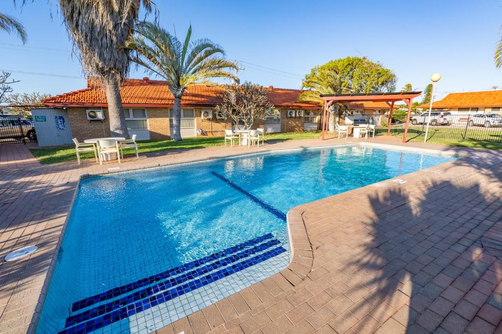HotelAustralienHospitality Carnarvon Surestay Collection by Best WesternPool