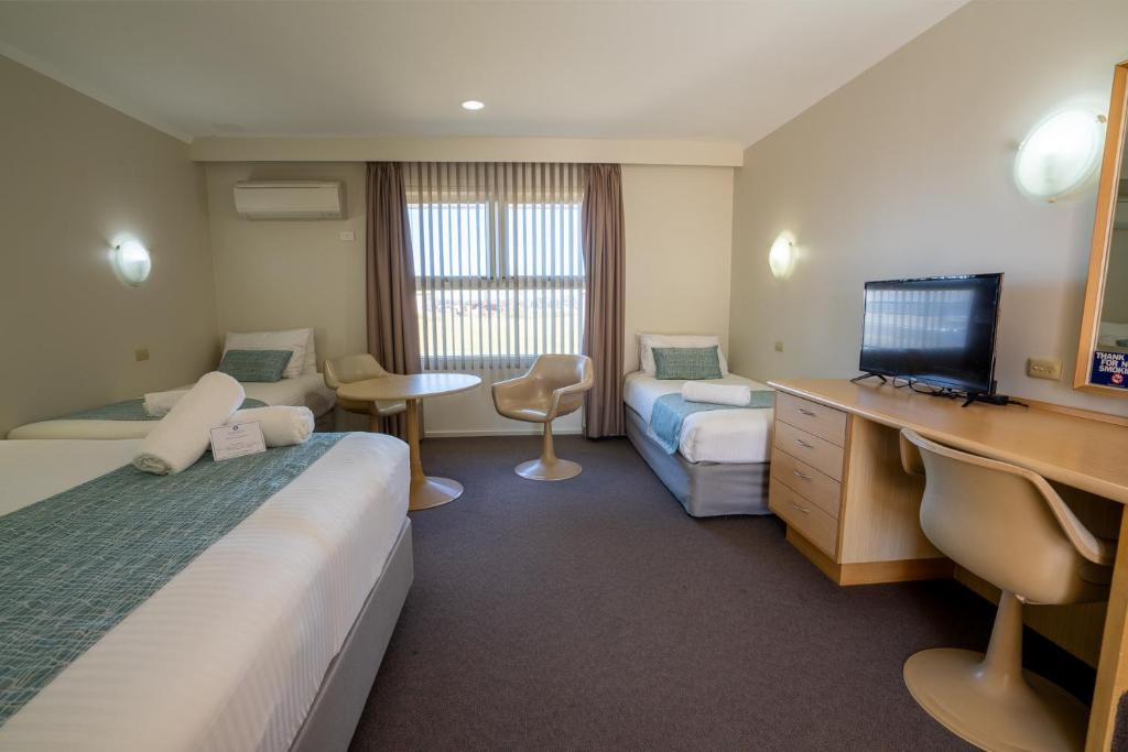 HotelAustralienHospitality Carnarvon Surestay Collection by Best Westernzimm