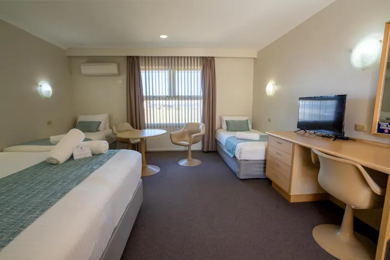 HotelAustralienHospitality Carnarvon Surestay Collection by Best Westernzimm