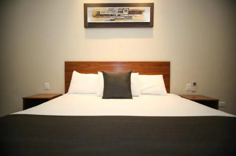 HotelAustralienQueenslandRoma Explorers InnZimmerbeispiel 1