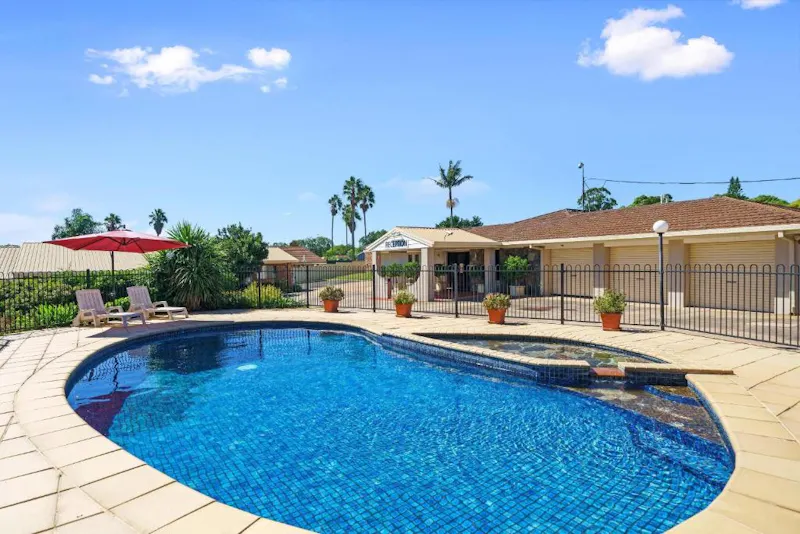 HotelAustralienQueenslandComfort Inn Glenfield ToowoombaPool