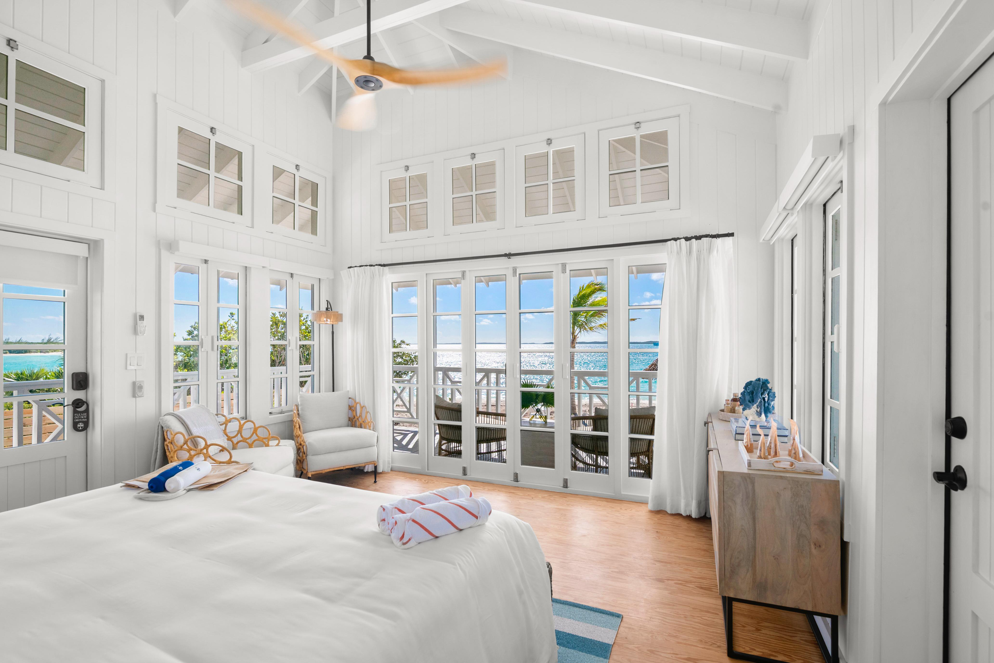HDHotelBahamasExumaBaymahni ResortBeach Bungalow