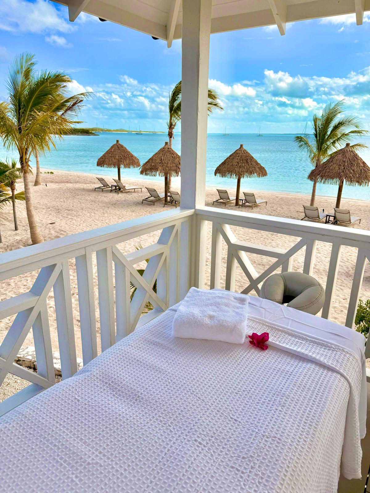 HDHotelBahamasExumaBaymahni ResortSpa