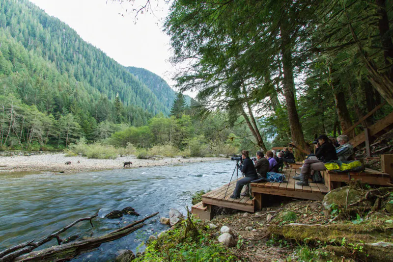 British ColumbiaGreat Bear LodgeBEAPH4 exterior 014