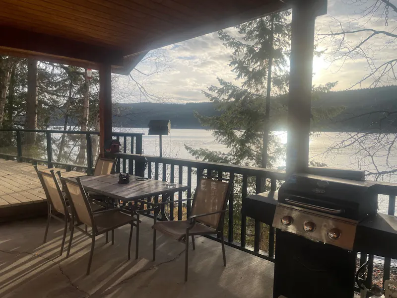 British ColumbiaEcotoursBCTerrasse PBPTAU3E exterior 015