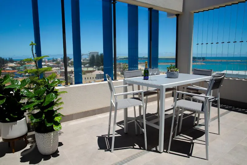 HotelAustralienWestern AustraliaGerald Apartment HotelTerrasse