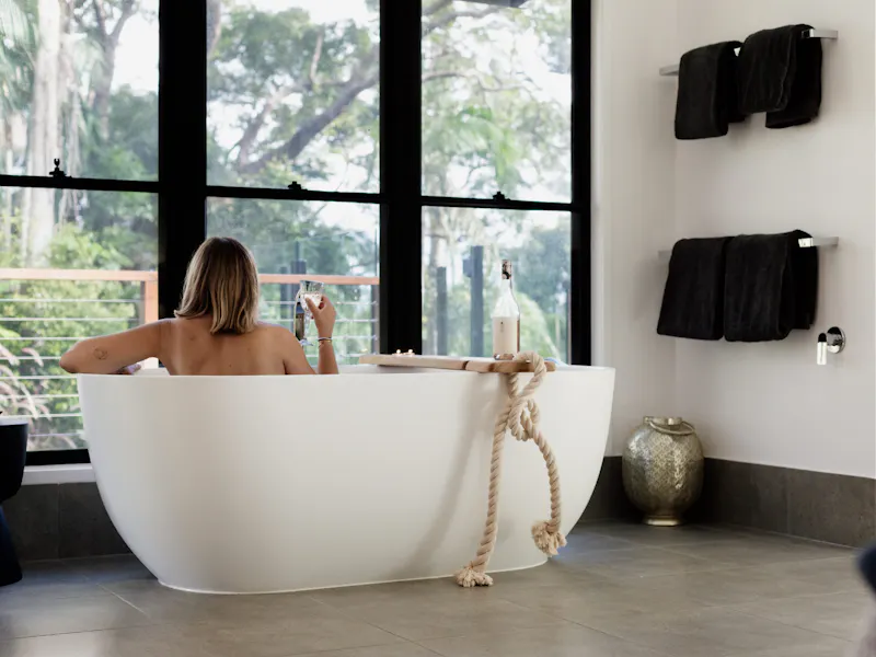 HDHotelAustralienQLDHinterlandMisty View CottagesBadewanne