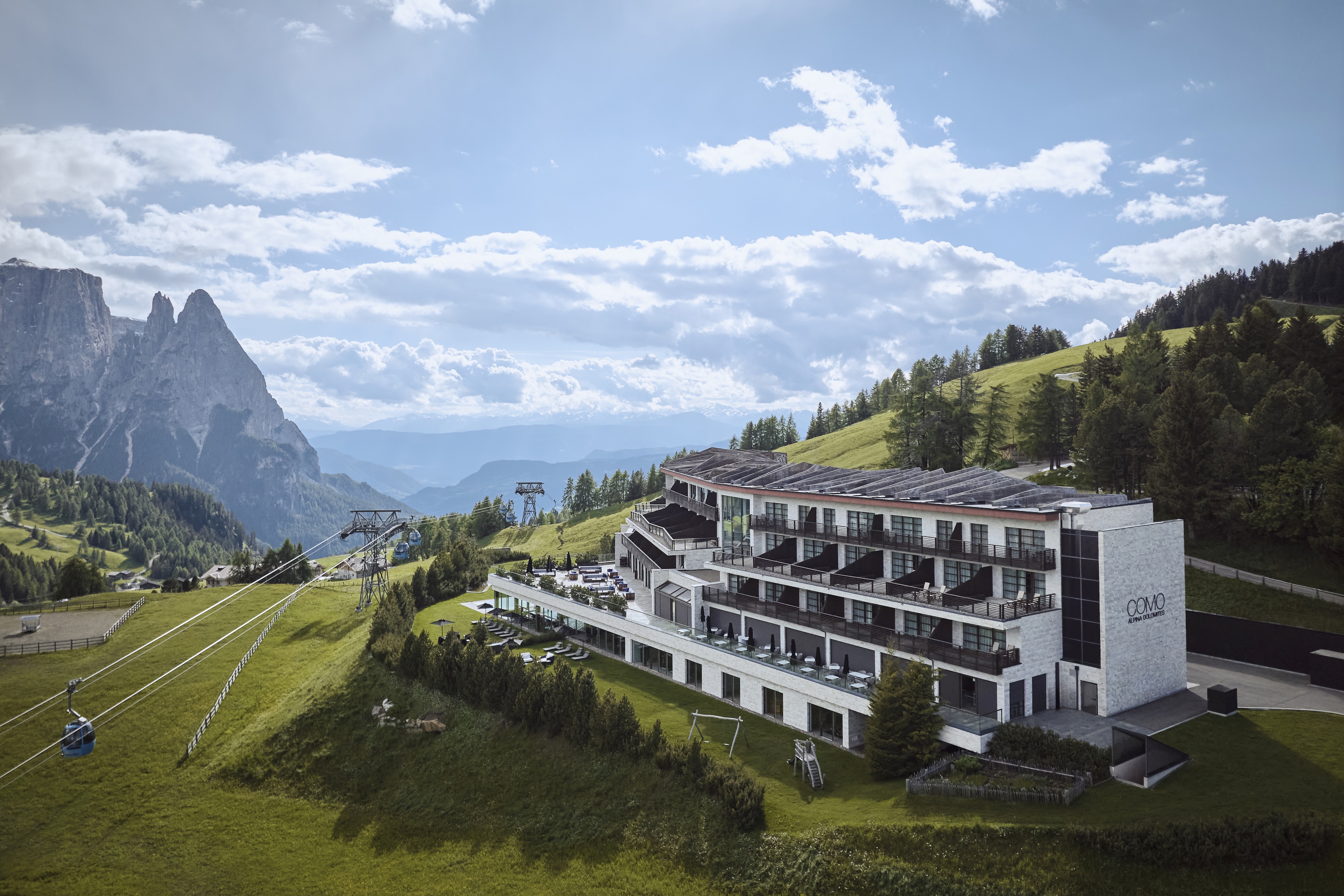 HDHotelItalienCOMO Alpina DolomitesExterior COMOhotelview