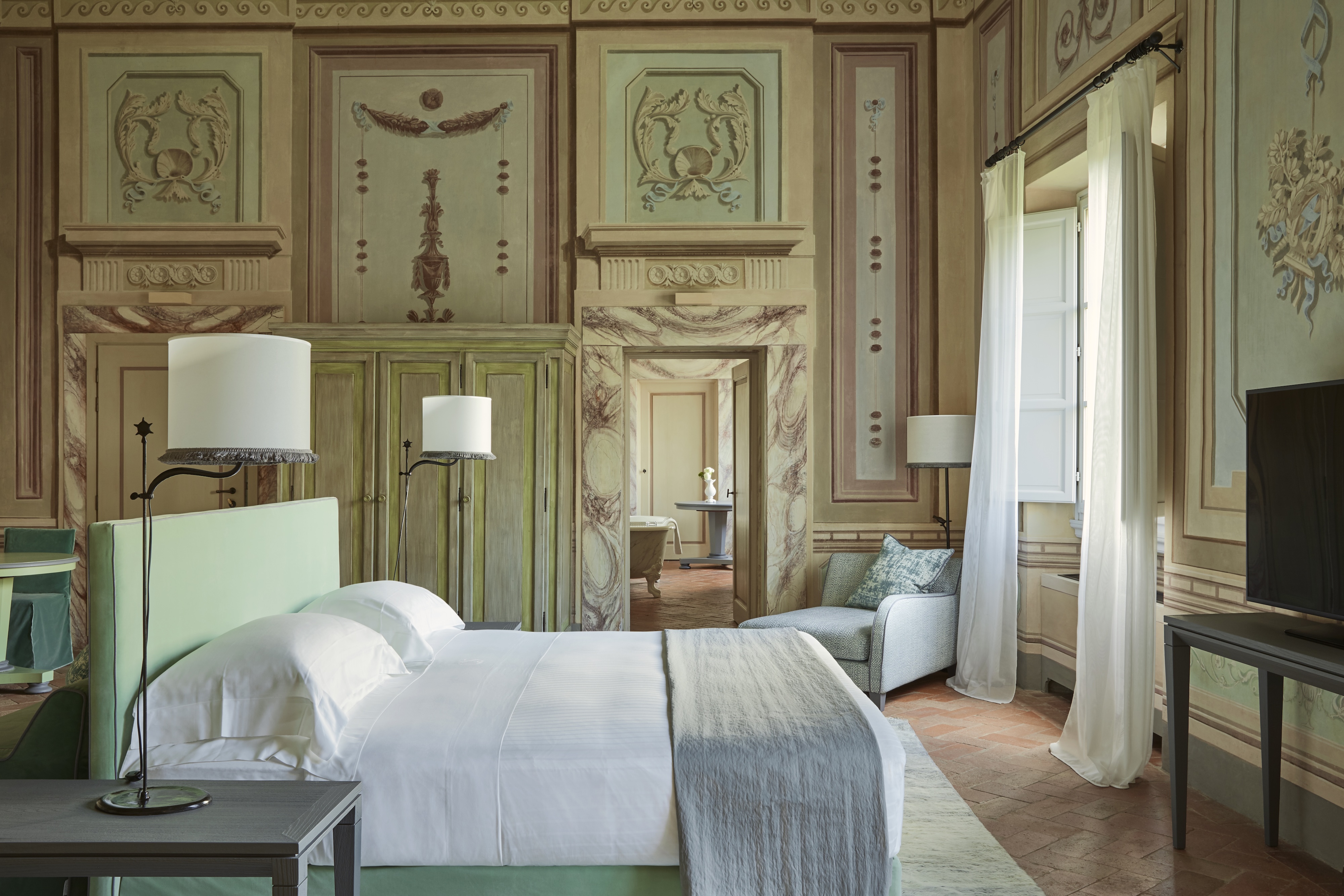HDHotelItalienCOMO Castello Del NeroHeritage Suite Bedroom 3