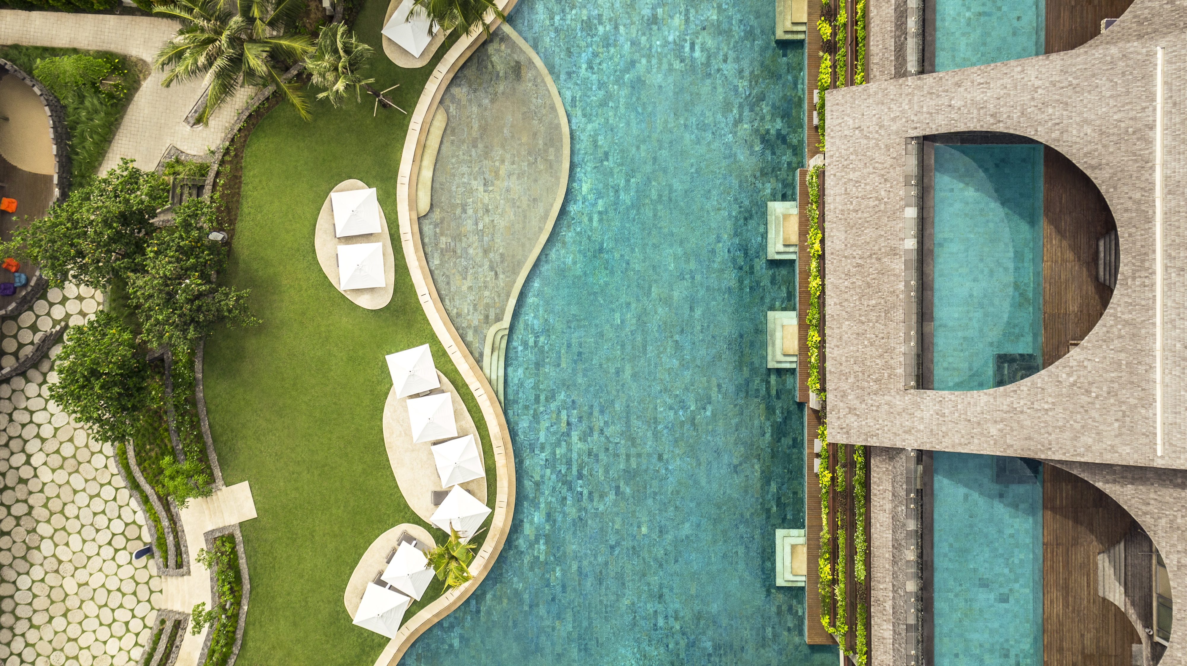 HDHotelIndonesienBaliCOMO Uma CangguLagoon Pool from above