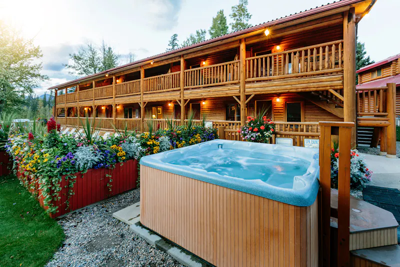 HDHotelAlbertaJasperMiette Mountain CabinsLodge YJAPO exterior 002