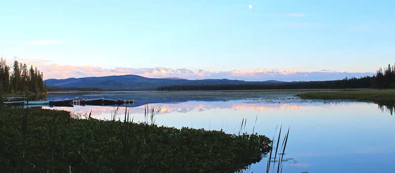 HDHotelBritish ColumbiaLac La HacheTen ee ah LodgeSee YLFTN landscape 002