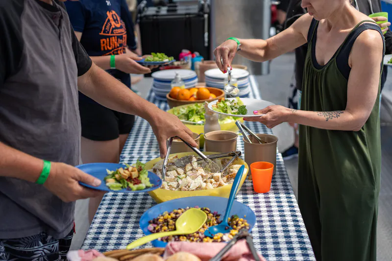 HDOntarioOttawa RiverOWL Rafting Pontoon Meal