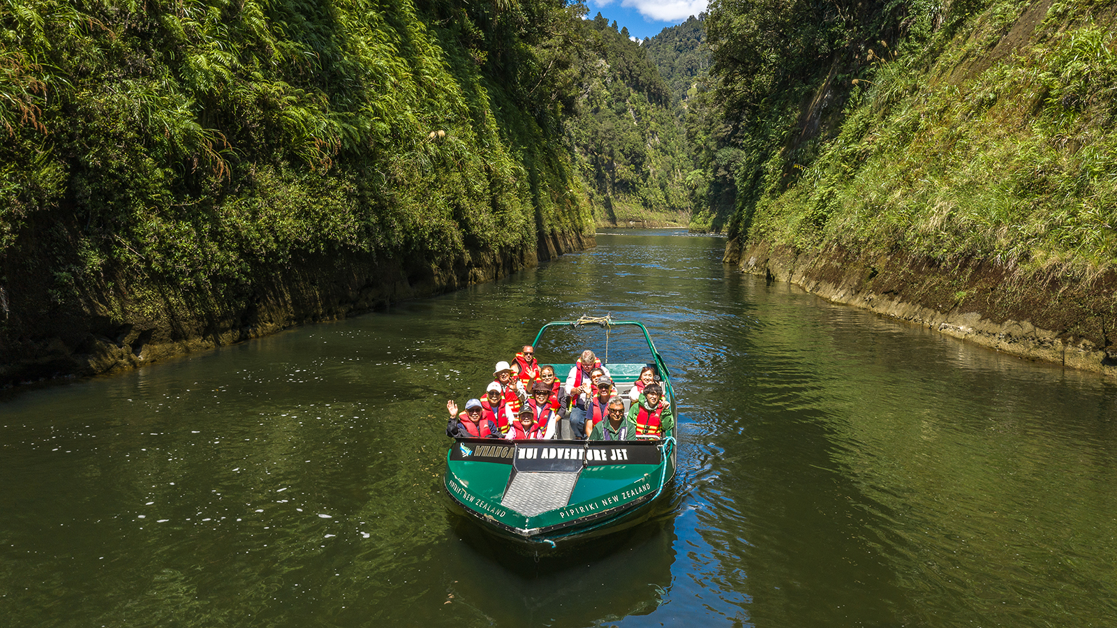 HDNeuseelandWhanganuiwhanganui river jetboat 204748
