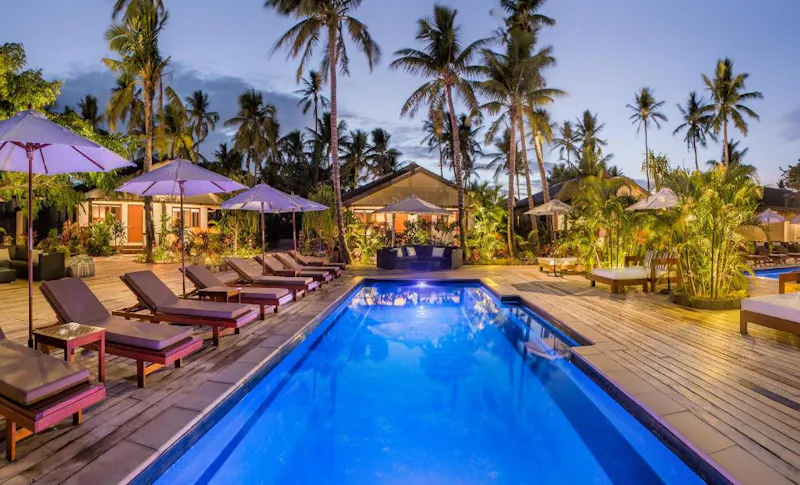 HotelFijiParadise CovePool abends