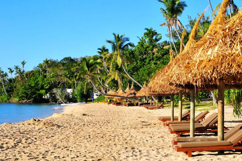 HotelFijiParadise CoveStrandschirme