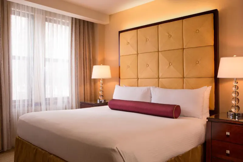 HotelIllinoisChicagoMillennium KnickerbockerZimmer2