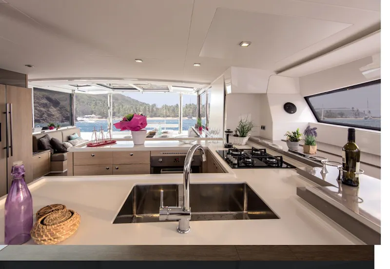 HDKreuzfahrtDream Yacht CharterExumas Dream Bali 5